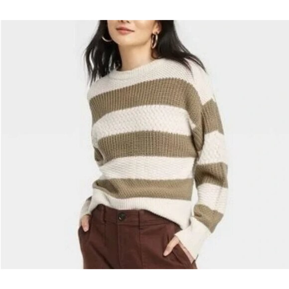 A New Day Crewneck Pullover Sweater Sz L Striped Olive Green and Cream Cozy Knit - Picture 3 of 7